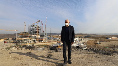 Gradonačelnik Radojičić obišao radove na novom toplovodu od Vinče do Konjarnika